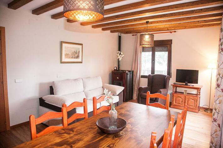 Apartamento El Palomar Ayllon Luaran gambar